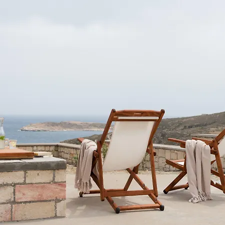 Kimolos Houses *