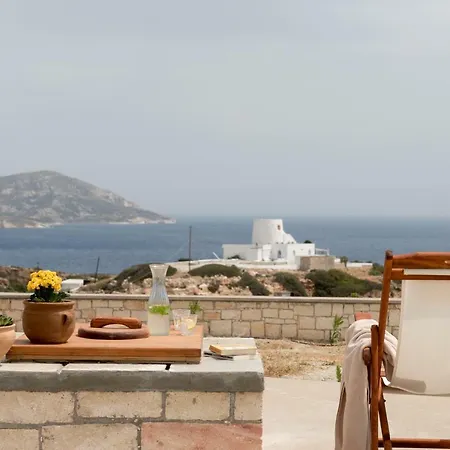 펜션 Kimolos Houses