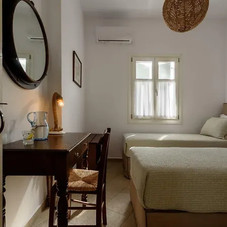 펜션 Kimolos Houses *