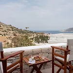 Kimolos Houses *
